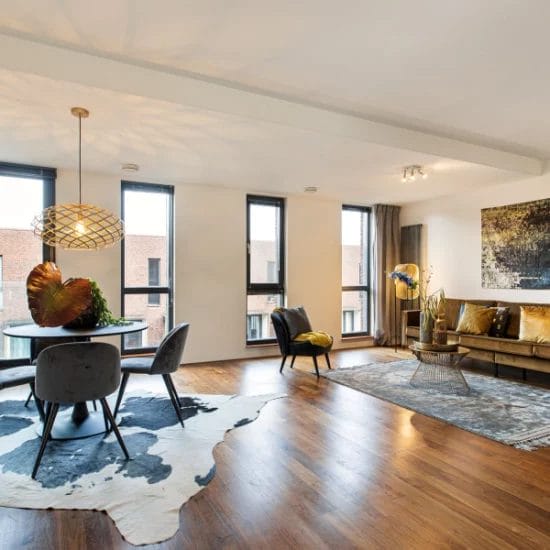 huis verkopen met overwaarde door meubelverhuur Rotterdam, woonkamer