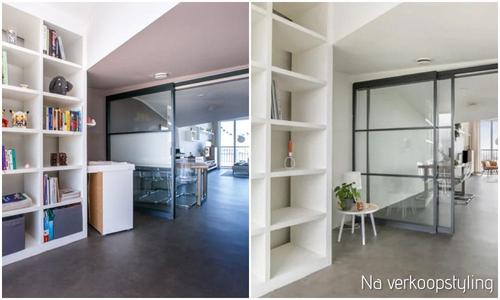 Twee foto's van een woonkamer met een glazen schuifdeur.